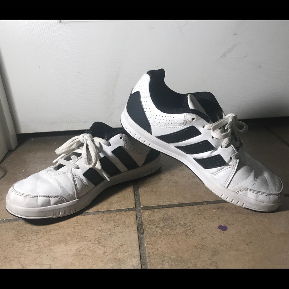 Adidas Shoes Big Kids size 5